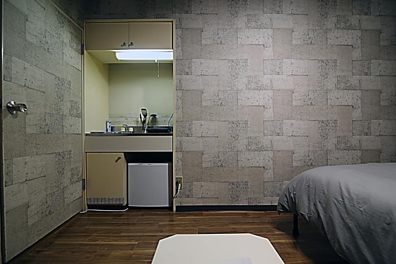 Kb House Shinjuku Double Room Free Poket Wifi! Tokyo Eksteriør billede